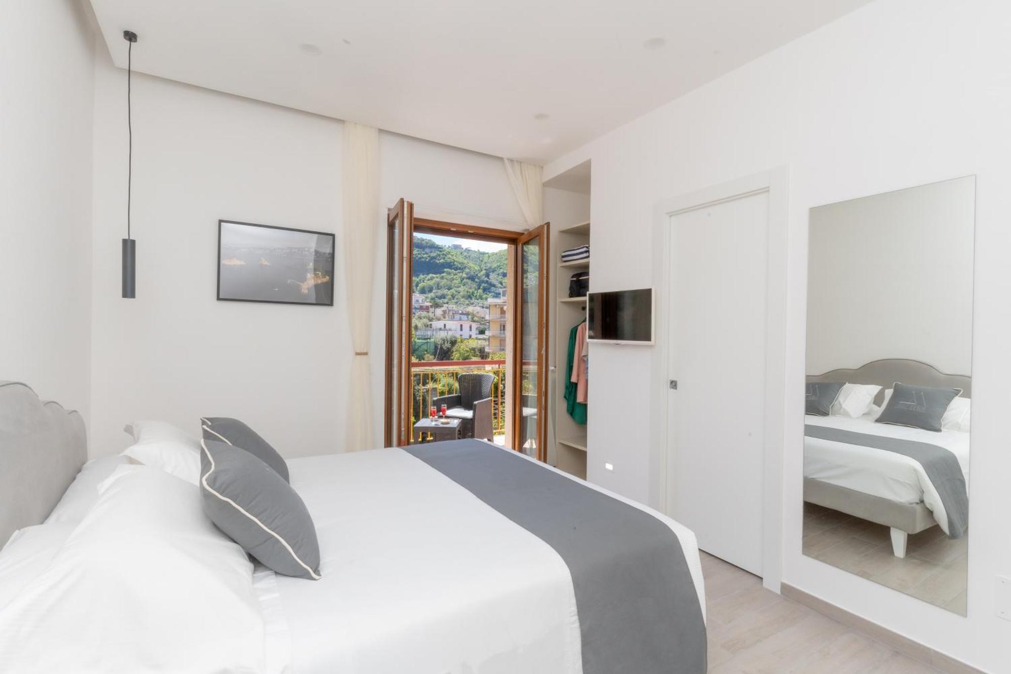 Mifra Suites Sorrento Exteriér fotografie